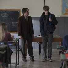 Invisibili: Justin Korovkin arriva in una nuova classe