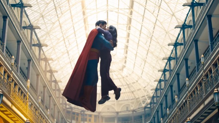 Superman, David Corenswet e il bacio con Lois Lane: 'Ho dovuto litigare con James Gunn'