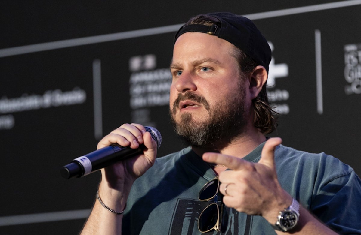 brady corbet il mio prossimo film sar224 lungo violento e divisivo il sogno americano non 232 mai esistito