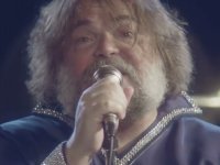 Jack Black ricrea il classico di Ozzy Osbourne 'Mr. Crowley' per il suo concerto d'addio