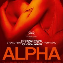Alpha: la locandina italiana del film di Julia Ducournau