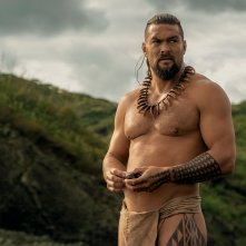 Chief of War: Jason Momoa in una scena
