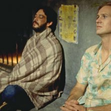 Il bacio della donna ragno: un'immagine di Raul Julia e William Hurt