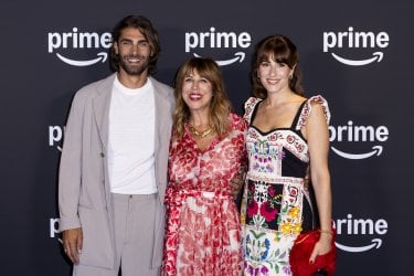 Primevideo Ancorapiusexy Cast