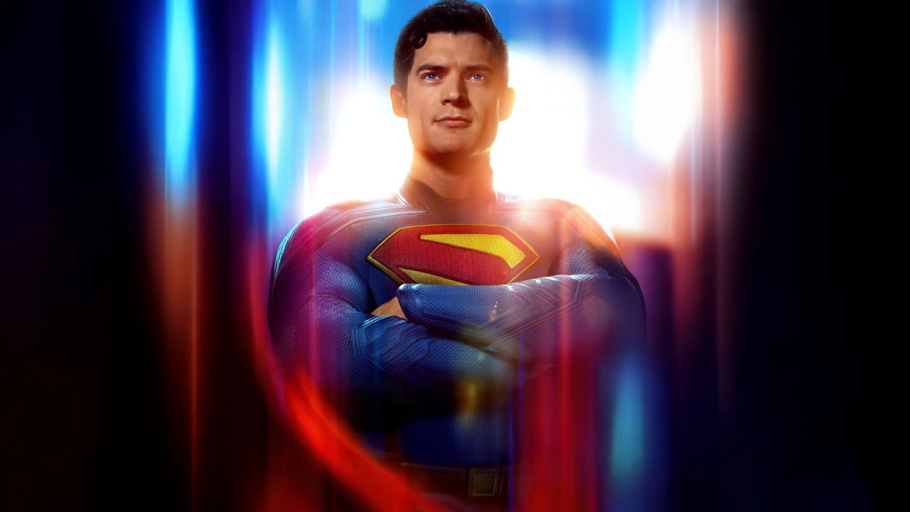 Superman nel poster ufficiale