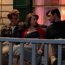 Cavalli elettrici: Daisy Edgar-Jones, Jacob Elordi, Will Poulter in una scena