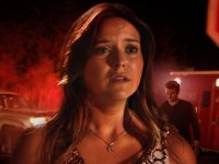 Gli occhi blu dell'ossessione, recensione: un mediocre thriller sullo stalking