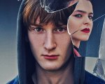 Invisibili, recensione: se l'estrema formalità diventa un limite (scolorendo una buona idea)