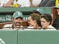 Ben Affleck e Jennifer Garner insieme alla partita dei Red Sox: sorrisi e complicità sugli spalti