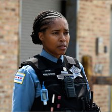 Toya Turner interpreta l'agente di pattuglia Kiana Cook