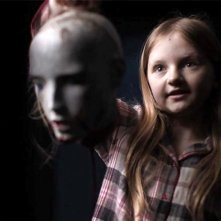 I Play Mother - Il gioco del male: Erin Ainsworth durante una sequenza