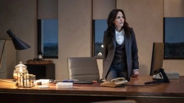 The Institute Mary Louise Parker Scena Serie Tv Mgm Plus Prime Video