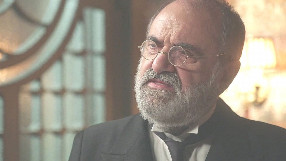 La Promessa anticipazioni 17 luglio: la verità di Pelayo distrugge Catalina, Romulo lascia la tenuta La Promessa anticipazioni 17 luglio: la verità di Pelayo distrugge Catalina, Romulo lascia la tenuta