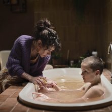 Bring Her Back - Torna da me: Sally Hawkins, Jonah Wren Phillips in una scena