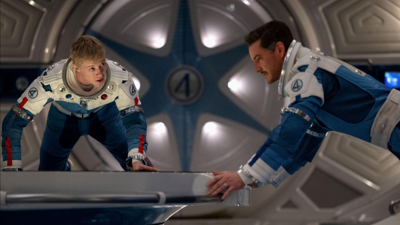 Joseph Quinn e Pedro Pascal nello spazio