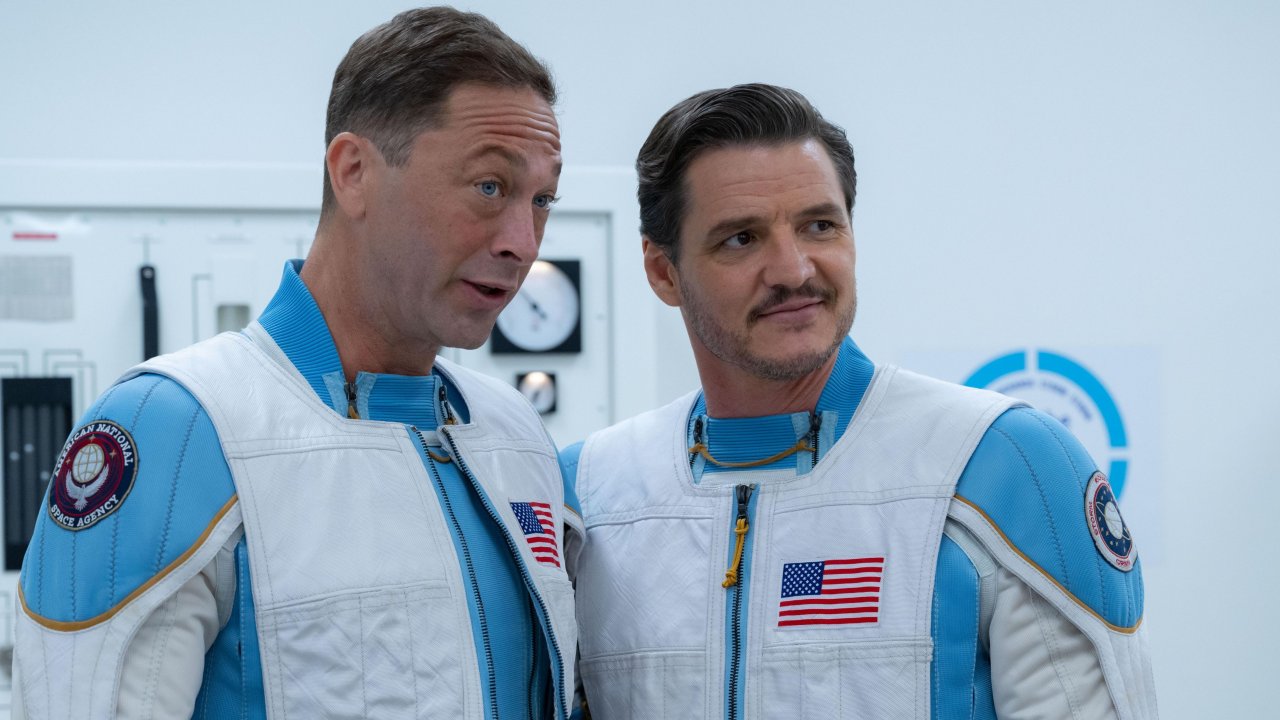 Ebon Moss-Bachrach e Pedro Pascal