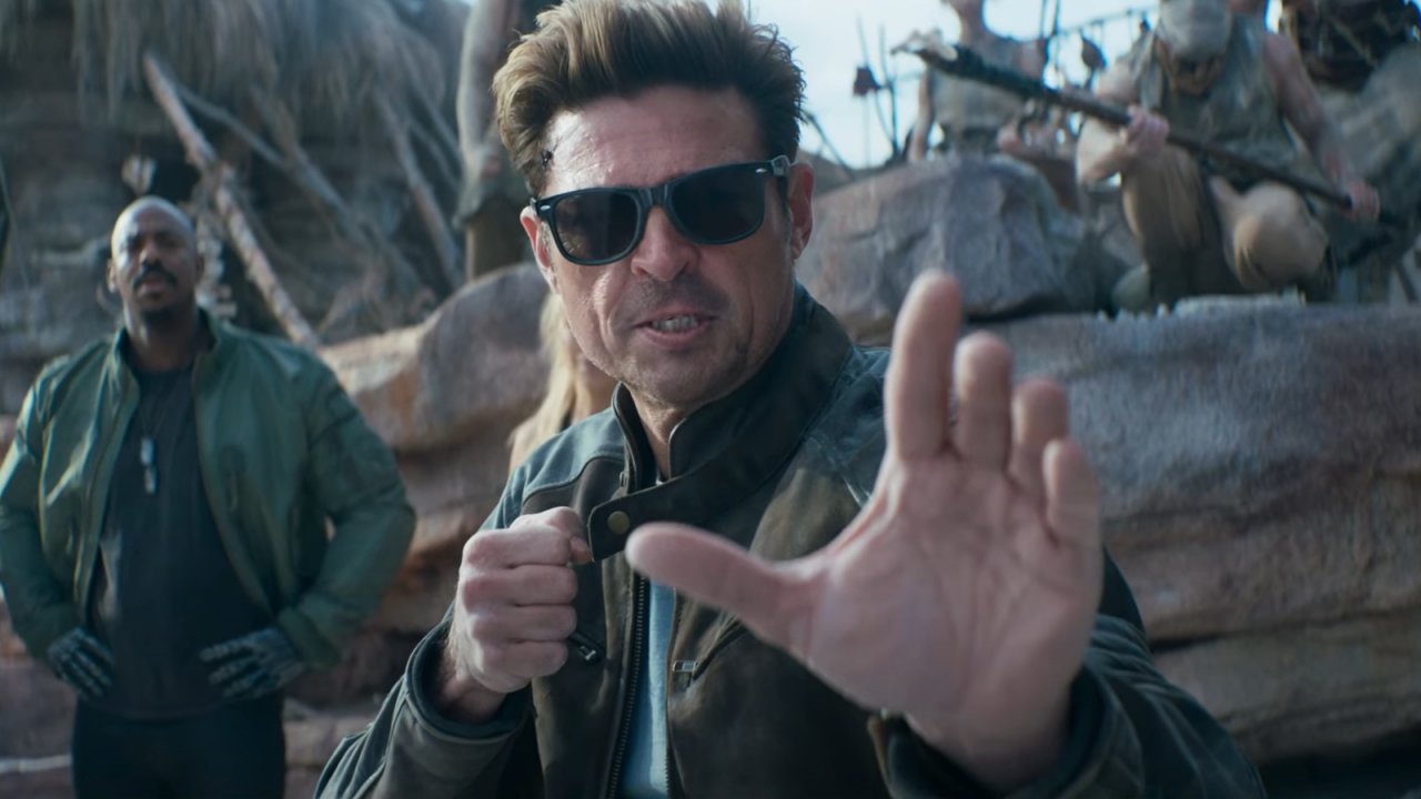 Mortal Kombat 2: Karl Urban è Johnny Cage in un'immagine