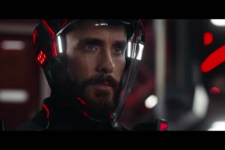 Tron: Ares - Nuovo trailer italiano del sequel Disney con Jared Leto e Jeff Bridges