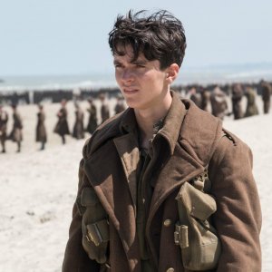 Dunkirk: un'immagine di Fionn Whitehead