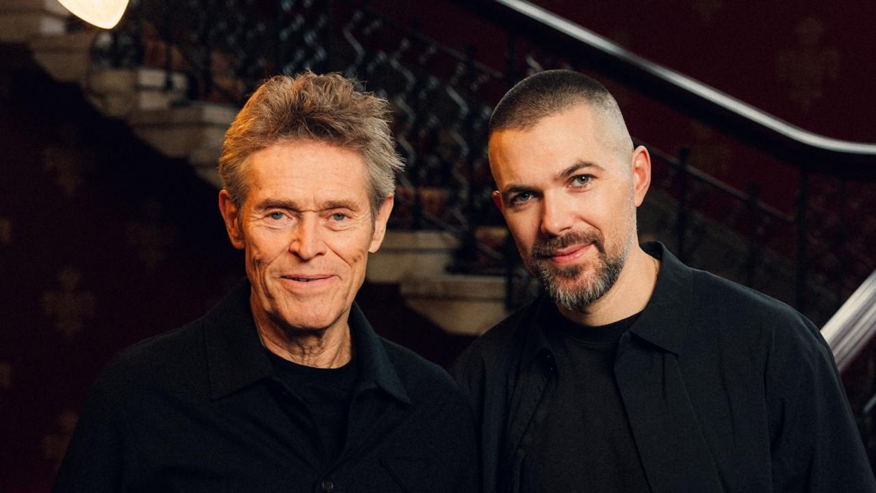 Willem Dafoe e Robert Eggers in uno scatto promozionale