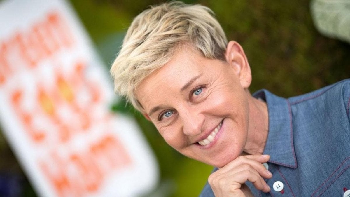 Ellen DeGeneres si è trasferita in Inghilterra per colpa di Donald Trump: "Qui si vive molto meglio" Ellen DeGeneres si è trasferita in Inghilterra per colpa di Donald Trump: "Qui si vive molto meglio"