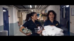 Uno sciopero a 5 stelle - Trailer italiano della commedia di Nessim Chikhaoui