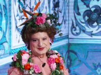 La Signora Coriandoli a Ballando con le stelle: l'annuncio ironico di Maurizio Ferrini