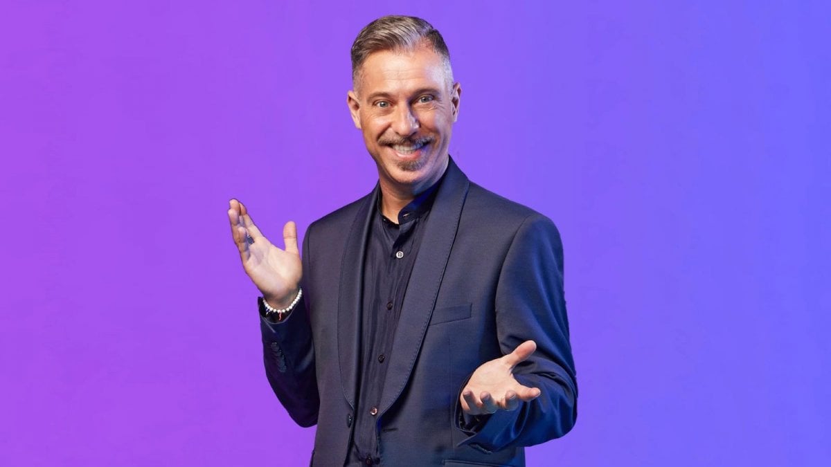 Domenica In, Gabriele Corsi contro Mara Venier: il gesto social che non lascia spazio a dubbi Domenica In, Gabriele Corsi contro Mara Venier: il gesto social che non lascia spazio a dubbi