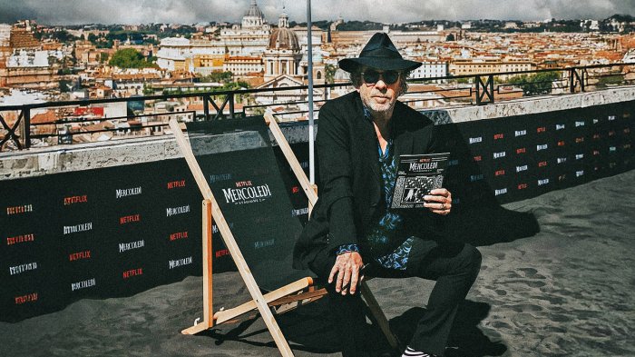 Tim Burton, l'intervista: 'Mercoledì è lo specchio di come vedo la società'