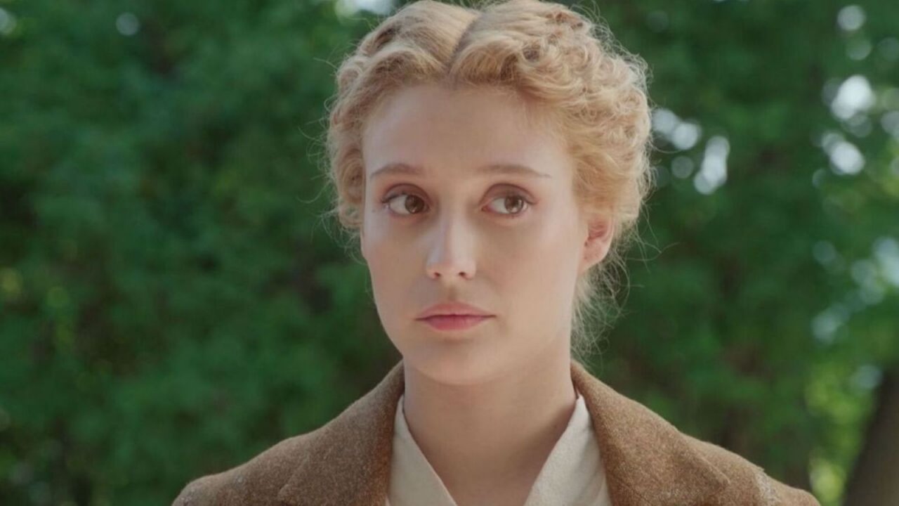 Jana interpretata da Ana Garcés