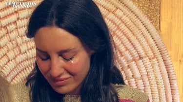 Sarah Piange Temptation Island