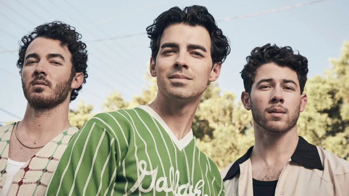 Jonas Brothers, la pressione degli anelli della purezza: “Ci chiedevano della vita sessuale a 14 anni”