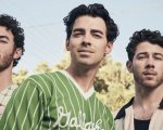 Jonas Brothers, la pressione degli anelli della purezza: “Ci chiedevano della vita sessuale a 14 anni”