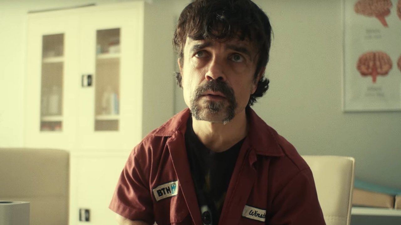 Primo piano di Peter Dinklage ne The Toxic Avenger