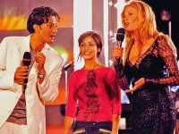 Programmi TV dell'estate, cosa guardavamo negli anni '90 (e non solo): i cult di Rai e Mediaset