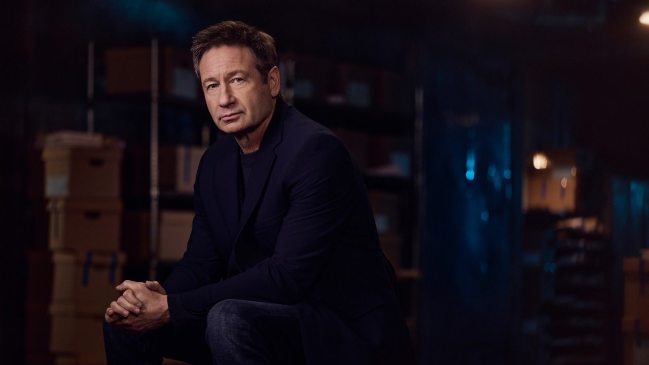 David Duchovny conduce Storie Top Secret