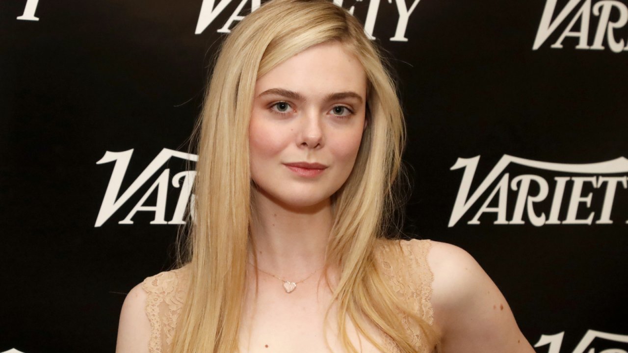 Hunger Games: L’alba sulla mietitura, Elle Fanning: “È grazie ai fan se sono diventata Effie Trinket”