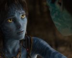 Avatar: Fuoco e cenere, James Cameron difende la scena più provocatoria del film: 'È ipnotica'