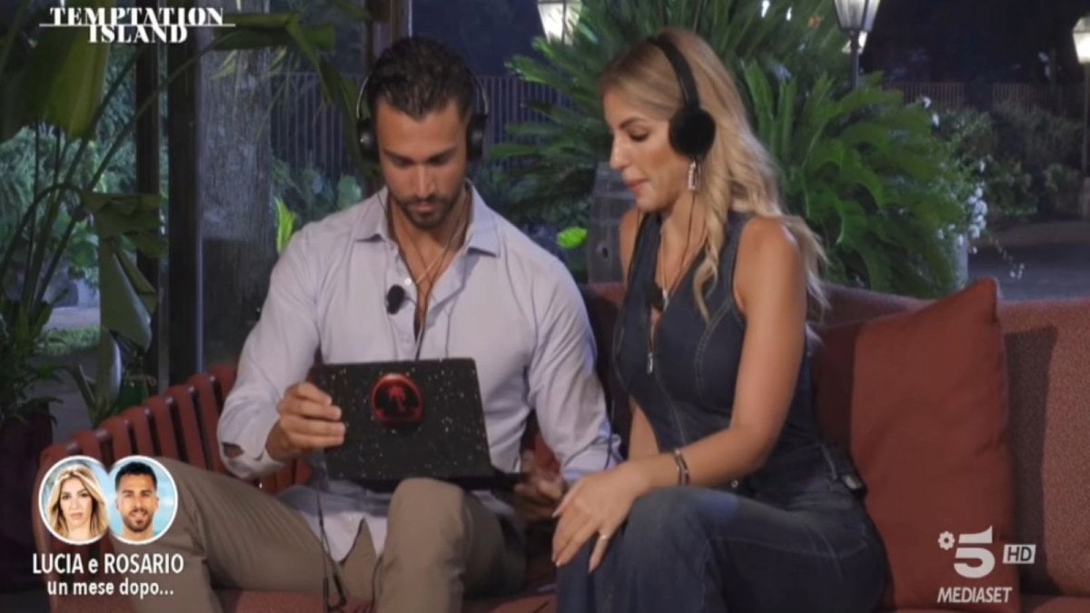Temptation Island: Lucia, la verità choc di Andrea la smaschera! Rosario prende una decisione definitiva Temptation Island: Lucia, la verità choc di Andrea la smaschera! Rosario prende una decisione definitiva