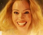 Doctor Who, Billie Piper non chiarisce i dubbi sul suo futuro nella serie: 'Devo stare attenta a ciò che dico'