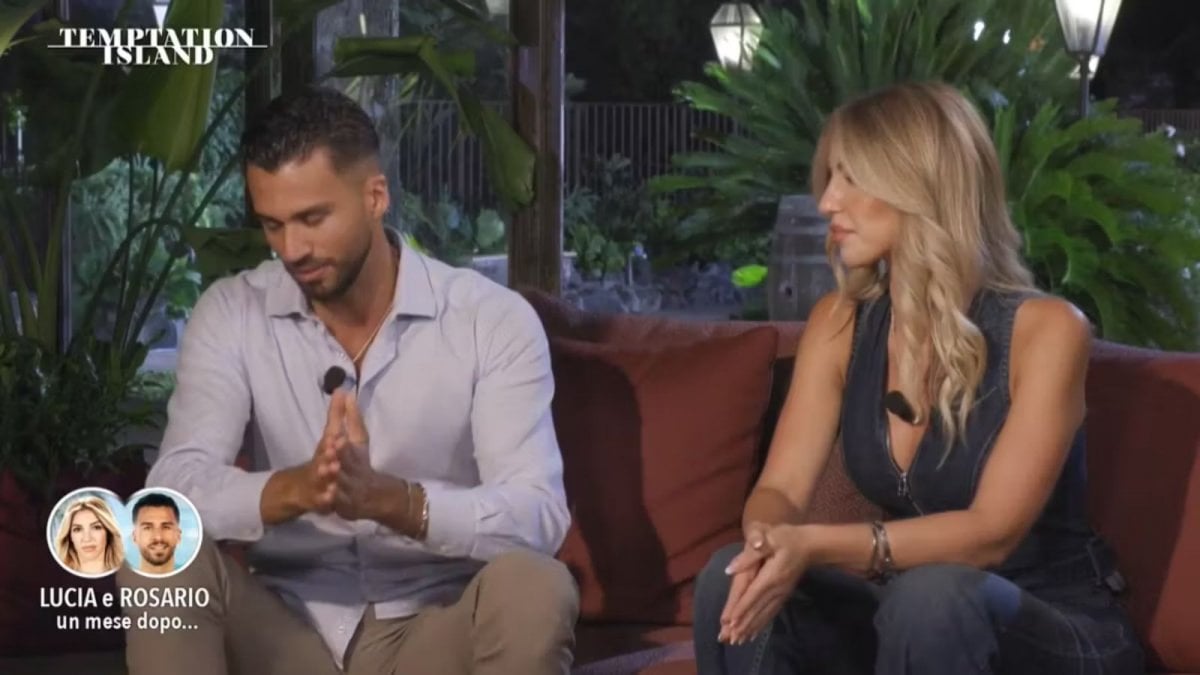 Temptation Island, Lucia avvistata con due tentatori dopo la fine: è l’addio definitivo a Rosario? Temptation Island, Lucia avvistata con due tentatori dopo la fine: è l’addio definitivo a Rosario?