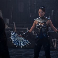 Mortal Kombat 2, una scena con Adeline Rudolph nei panni di Kitana