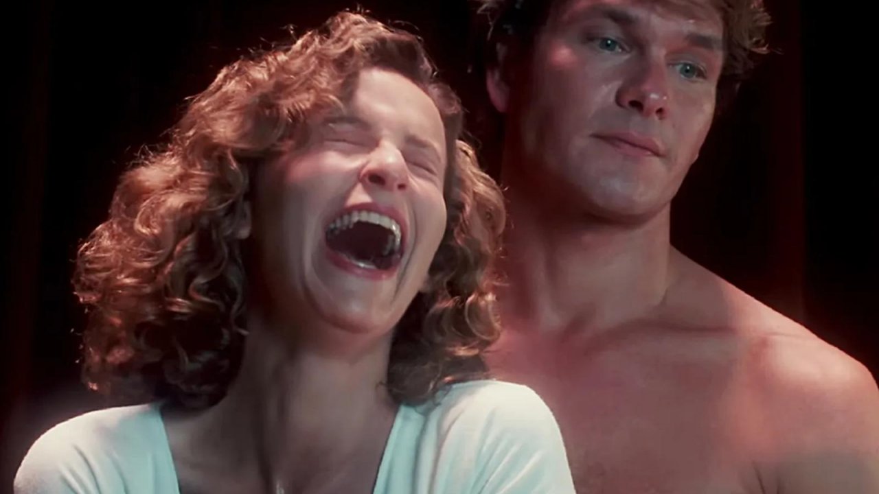 Jennifer Grey ride mentre Patrick Swayze appare scocciato