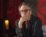 Tim Burton esprime i suoi dubbi sul film con Margot Robbie: 'Già una volta mi hanno bocciato i progetti'