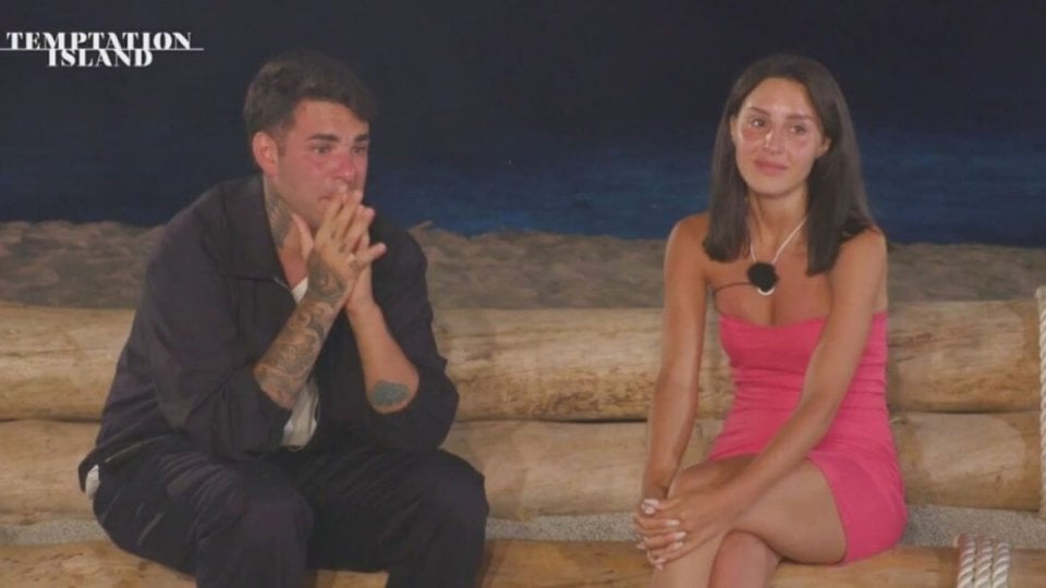 Valerio Sarah Falo Confronto