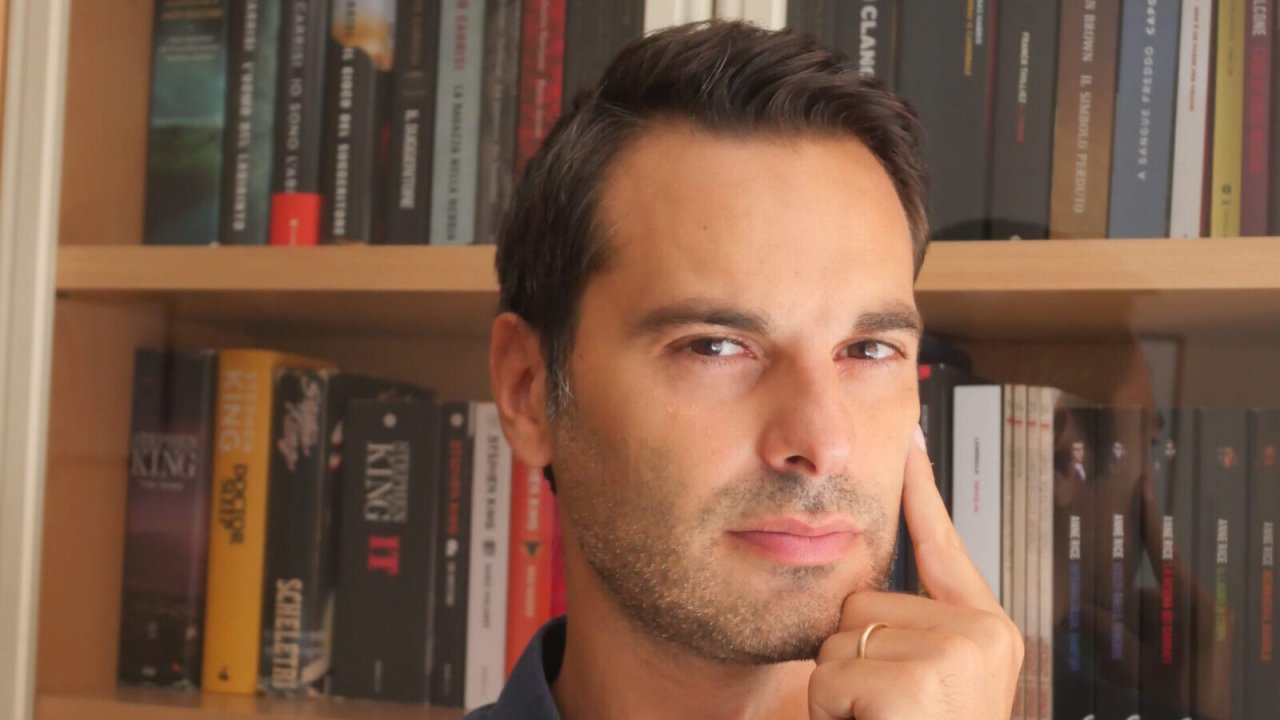 Vincenzo Sacco, autore di Cultrash - Tappeto Rosso Sangue