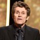 Willem Dafoe inedito: balla in abito da sera e diventa immediatamente virale