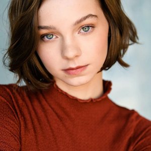 Locandina di Emma Myers