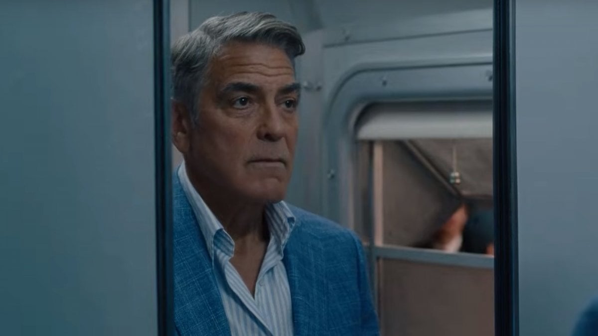 George Clooney è un eroe del cinema in crisi nel primo trailer di Jay Kelly George Clooney è un eroe del cinema in crisi nel primo trailer di Jay Kelly