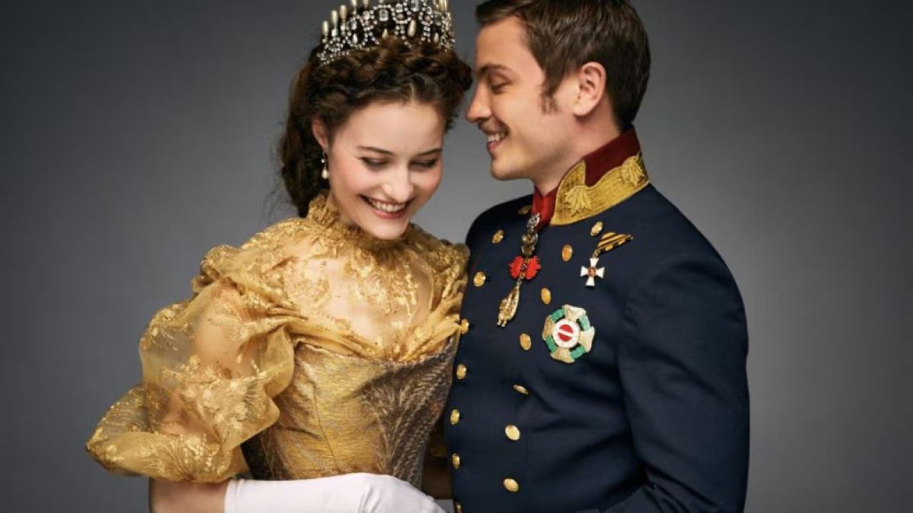 Jannik Schümann e Dominique Devenport